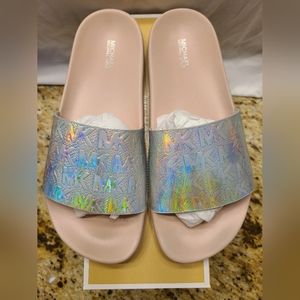 Michael Kors Gilmore slides